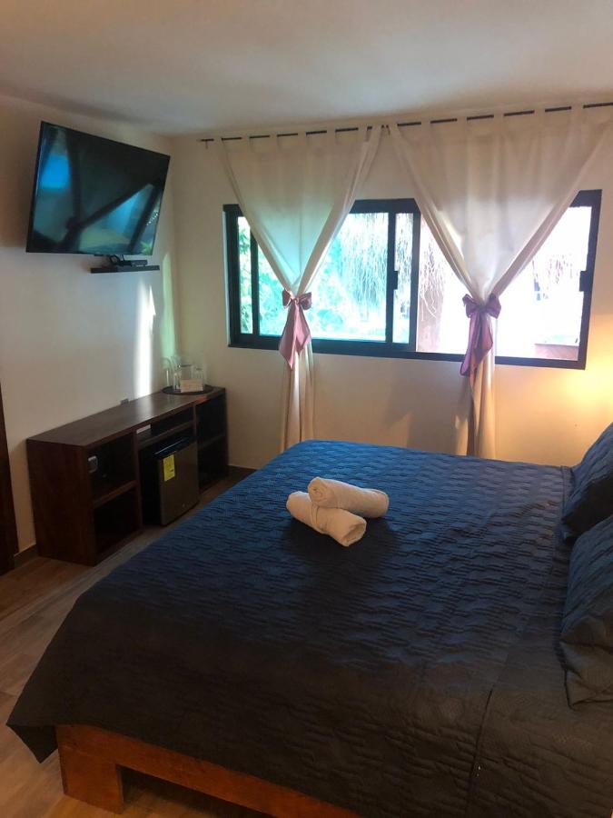Hotel Diosa Del Agua Bacalar Exteriör bild